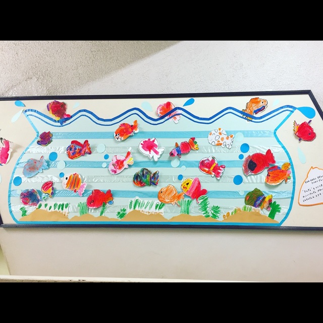【みんなの投稿】✂︎壁面 金魚3.4.5歳児縦割り製作