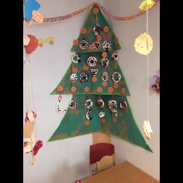 【みんなの投稿】クリスマスツリー