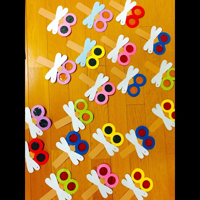 【みんなの投稿】1歳児 9月のお歌「トンボのめがね」