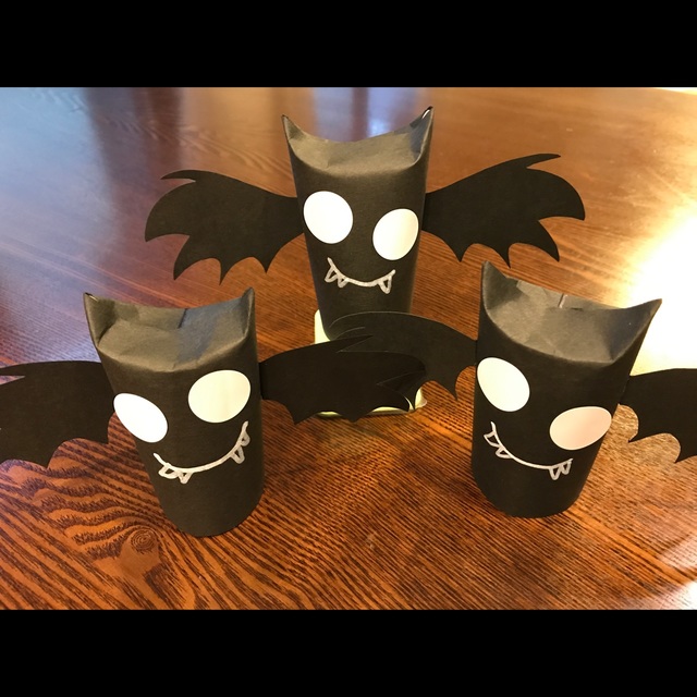 【みんなの投稿】【トイレットペーパー コウモリ】