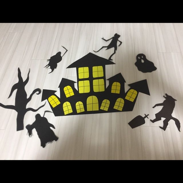 【みんなの投稿】【ハロウィン影絵壁面】