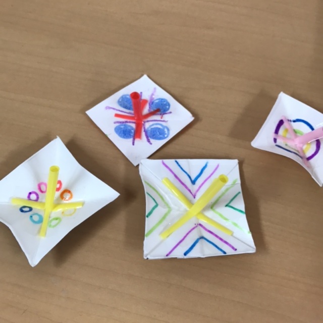 【みんなの投稿】牛乳パックとストローでコマ制作