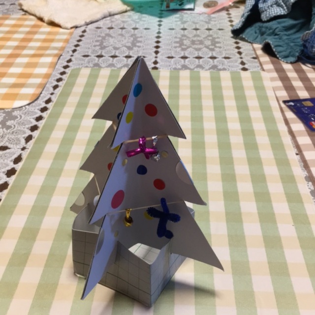 【みんなの投稿】《クリスマスツリー》