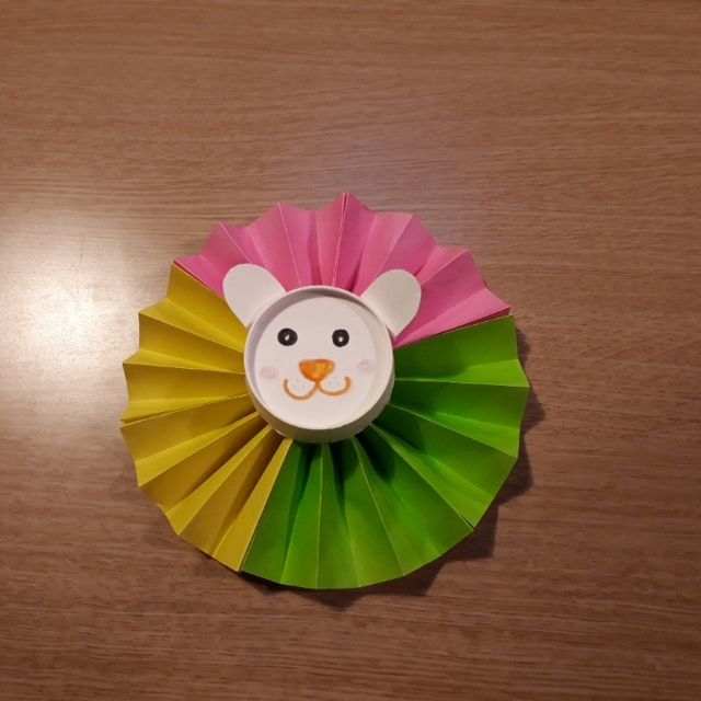 【みんなの投稿】カラフルライオン