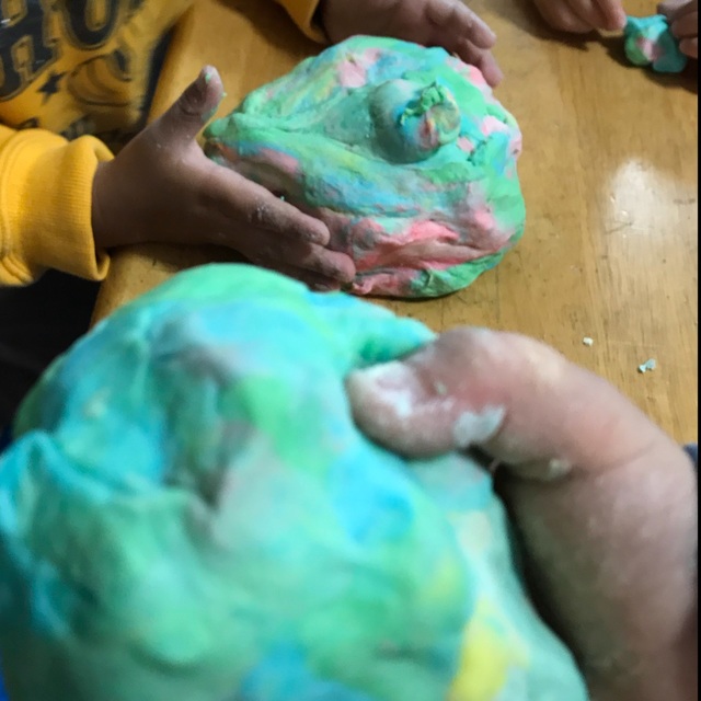 【みんなの投稿】小麦粉粘土