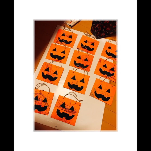 【みんなの投稿】ハロウィン お菓子入れ 【みんなの投稿】ハロウィン お菓子入れ
