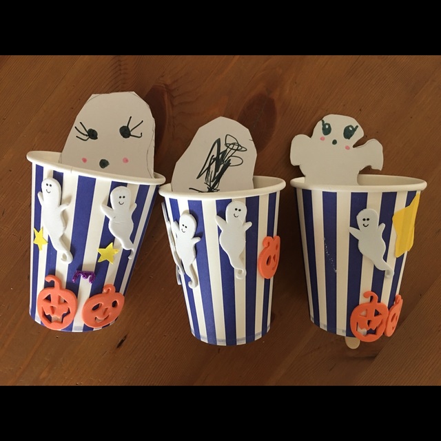 【みんなの投稿】とびだすおばけ