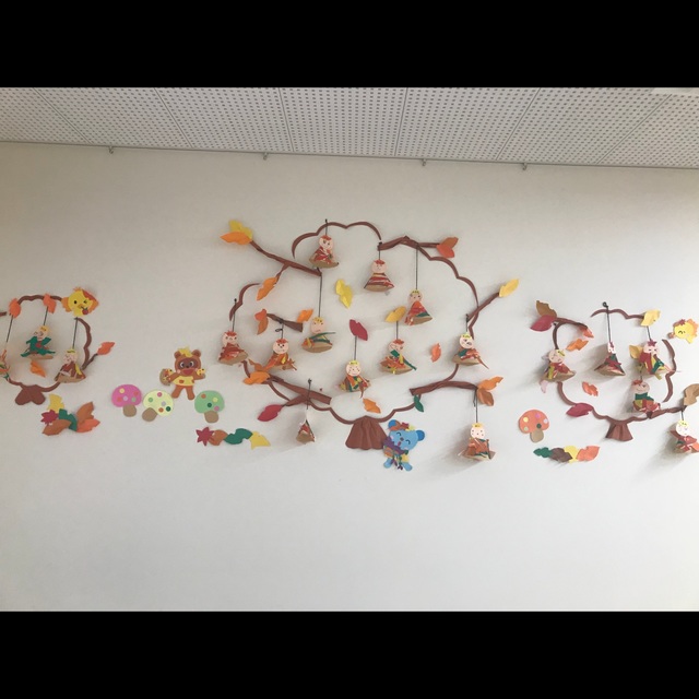 【みんなの投稿】11月壁面『みのむし』