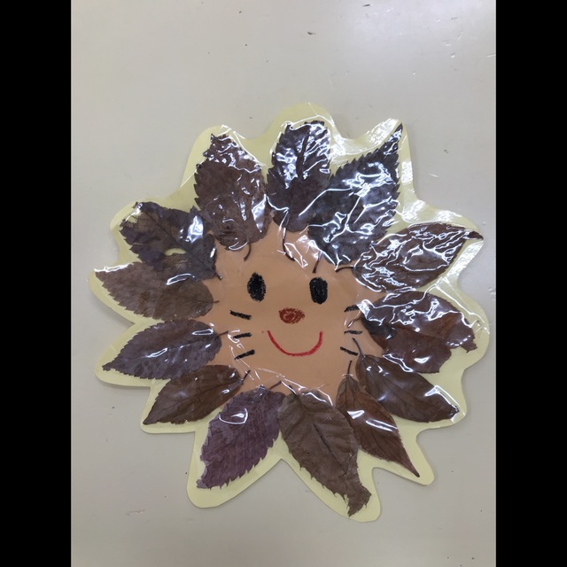 【みんなの投稿】落ち葉あそび