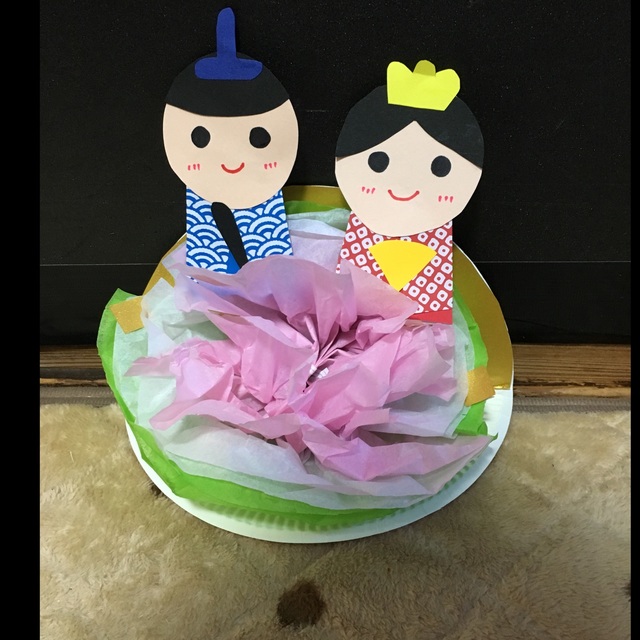 【みんなの投稿】紙皿のおひなさま 【みんなの投稿】紙皿のおひなさま