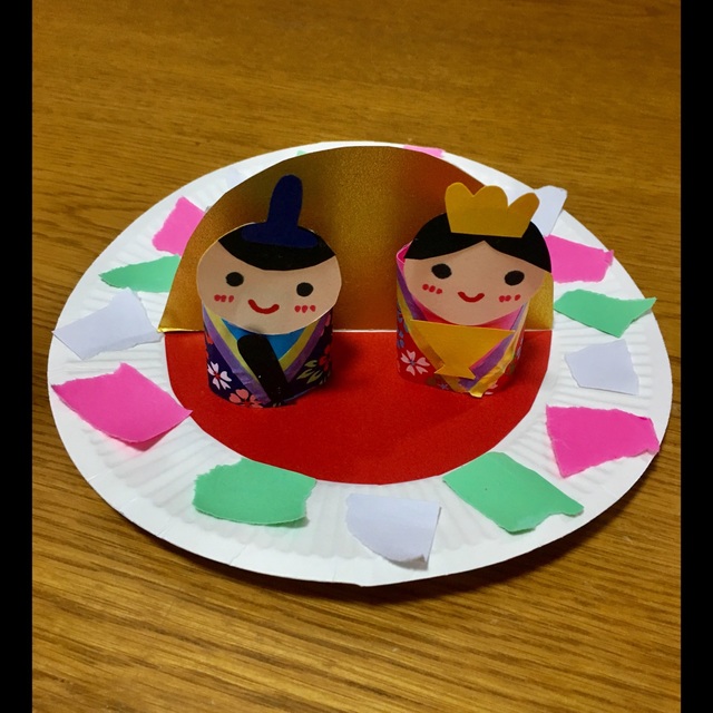 【みんなの投稿】紙皿雛人形