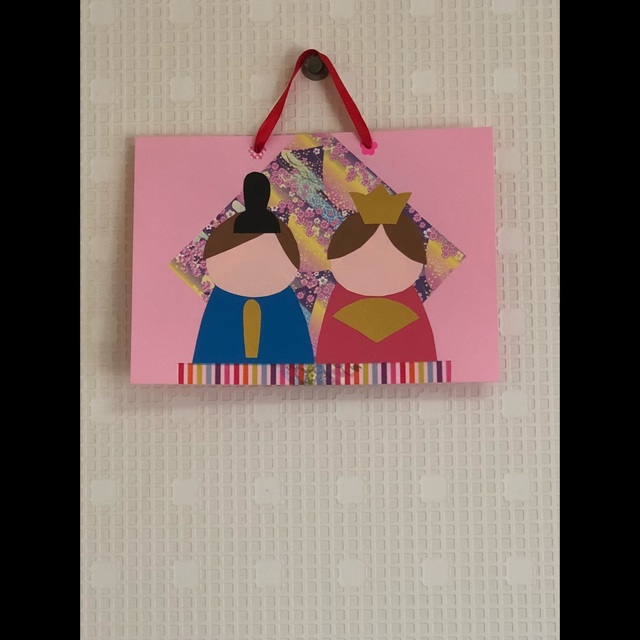 【みんなの投稿】画用紙でひな飾り