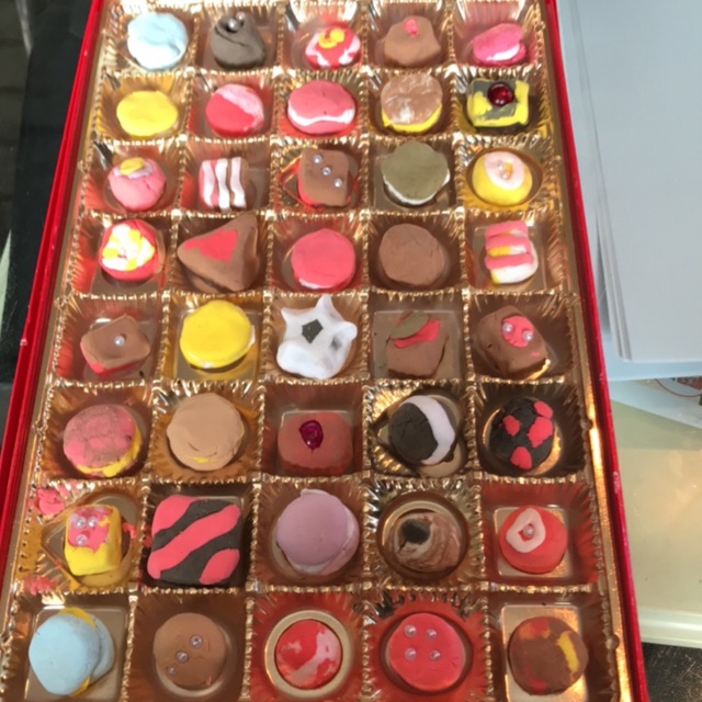 【みんなの投稿】2歳児クラス☆お箸の練習