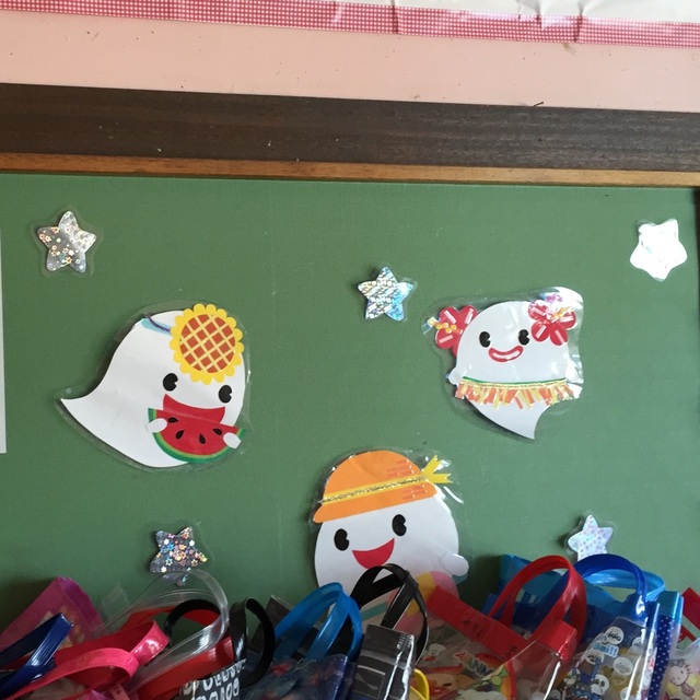 【みんなの投稿】夏の壁面夏のオバケ