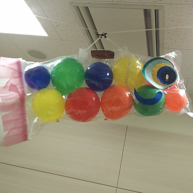 【みんなの投稿】風船と圧縮袋で鯉のぼり