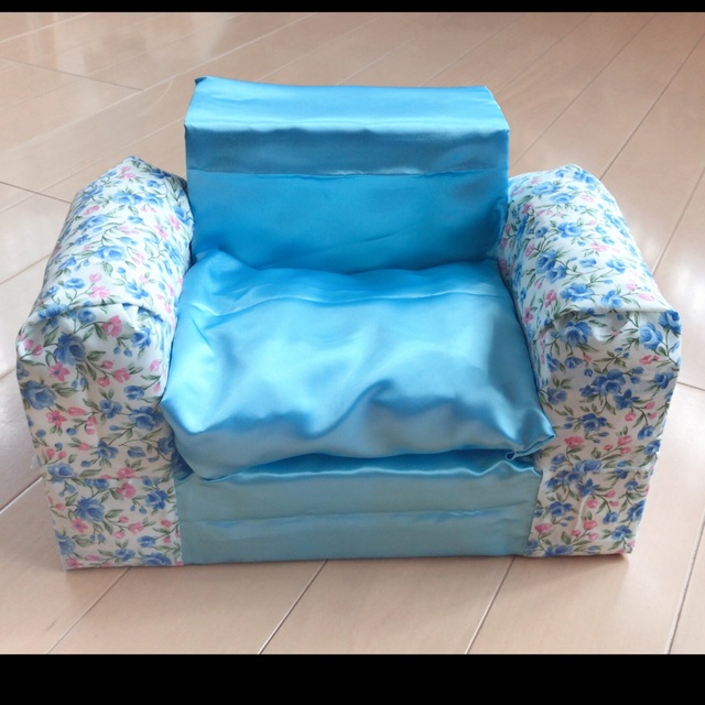 【みんなの投稿】牛乳パックの椅子