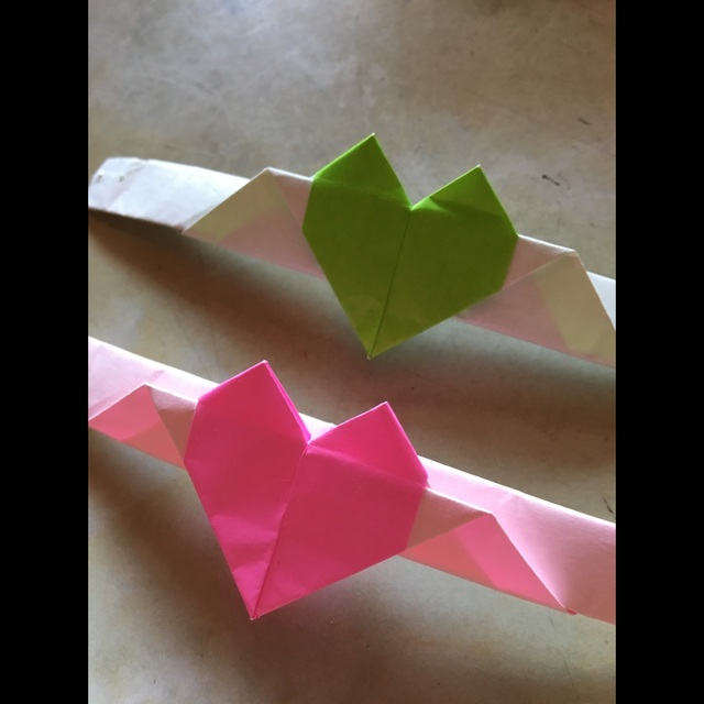 【みんなの投稿】ハートの指輪・折り紙