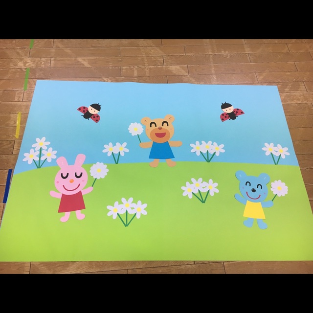 【みんなの投稿】5月 壁面 マーガレット