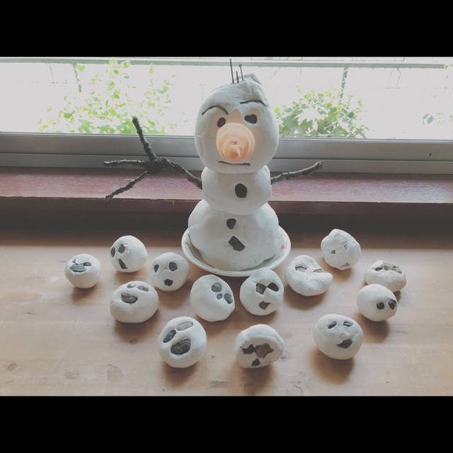 【みんなの投稿】「桜の木の枝が オラフの腕みたいだね！！」