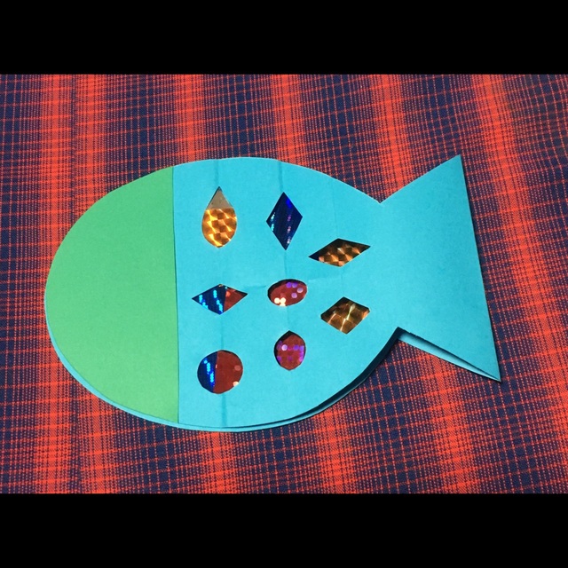 【みんなの投稿】開くとキラキラな魚✨