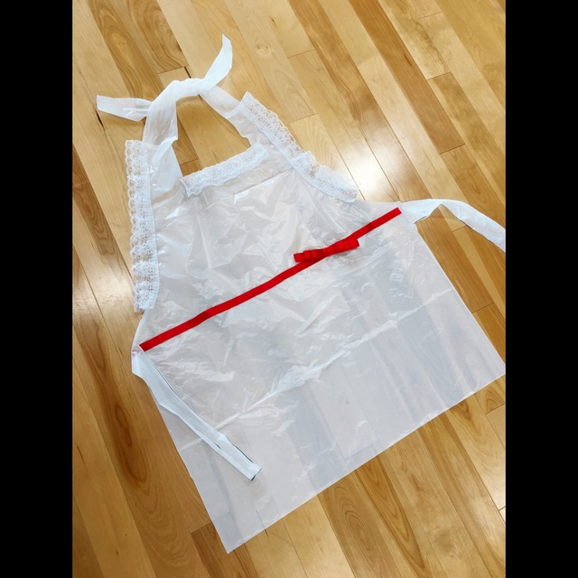 【みんなの投稿】ポリ袋でフリフリエプロン♡