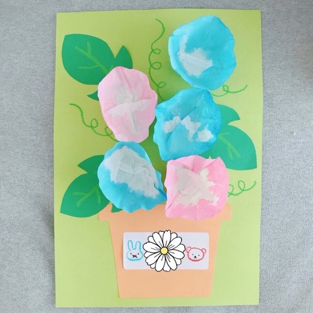 【みんなの投稿】コーヒーフィルターを染めて朝顔