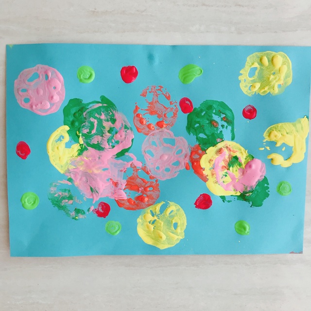 【みんなの投稿】蓮根スタンプで花火⑅◡̈*