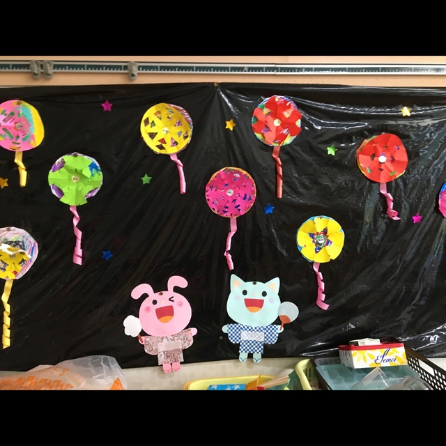 【みんなの投稿】年中・7月壁面 花火