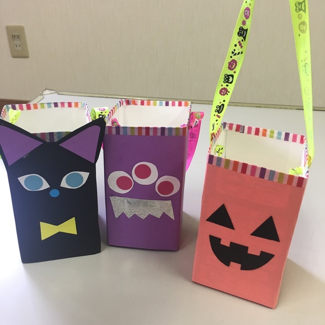【みんなの投稿】ハロウィン お菓子箱 お菓子入れ