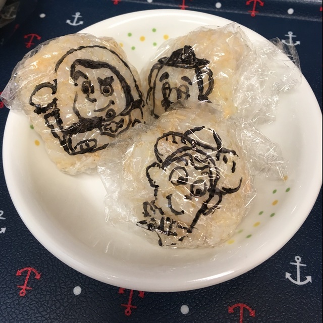 【みんなの投稿】小さなおにぎり