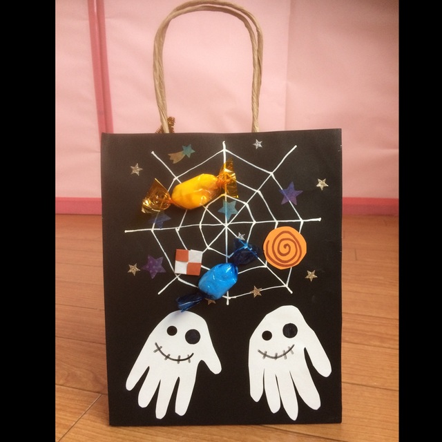 【みんなの投稿】ハロウィンキャンディ入れ