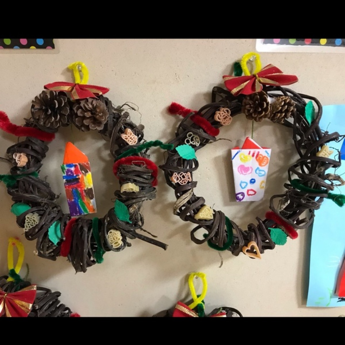 【みんなの投稿】さつまいものつるのクリスマスリース 【みんなの投稿】さつまいものつるのクリスマスリース