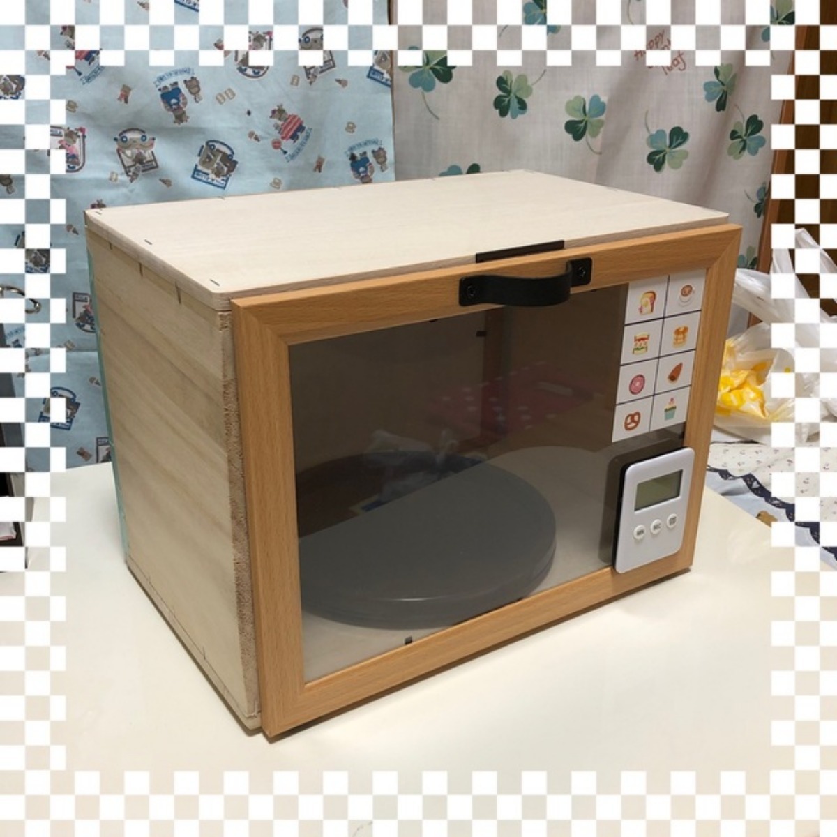 【みんなの投稿】100均の材料のみでDIYした電子レンジ