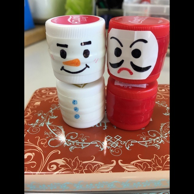 【みんなの投稿】【雪ダルマとダルマのくっつきおもちゃ】