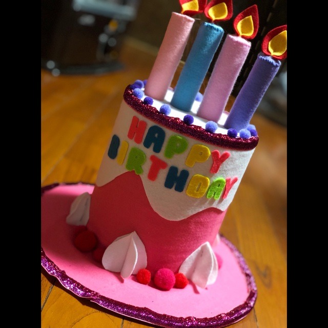 【みんなの投稿】<誕生帽子>