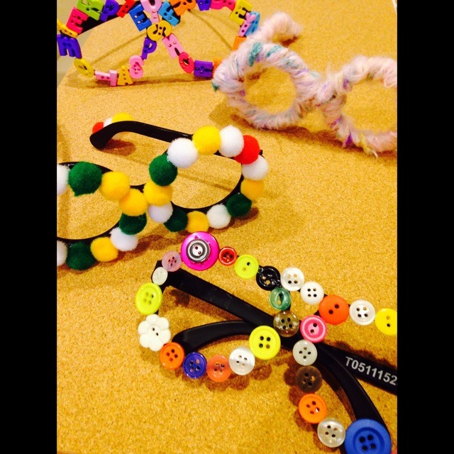 【みんなの投稿】こどもめがね「デコメガネ」