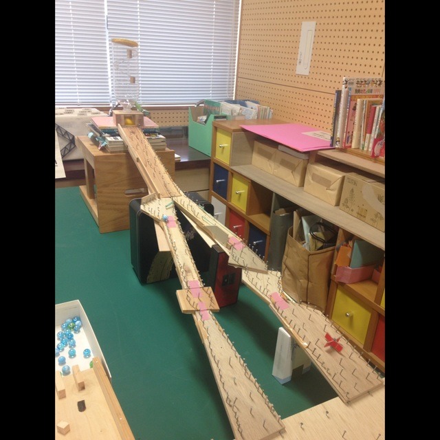 【みんなの投稿】木工講座「巨大なボールコロコロ」