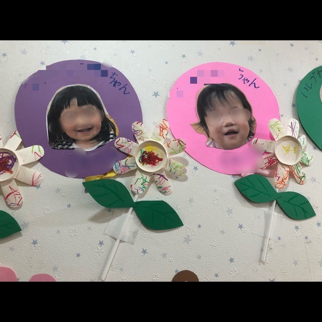 【みんなの投稿】1歳児 紙コップにクレヨンで殴り書き 【みんなの投稿】1歳児 紙コップにクレヨンで殴り書き