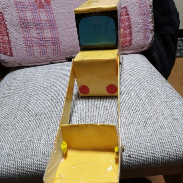 【みんなの投稿】牛乳パックと割りピンでショベルカー