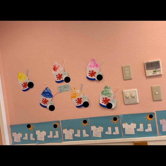 【みんなの投稿】【かき氷制作(0歳児)】 【みんなの投稿】【かき氷制作(0歳児)】