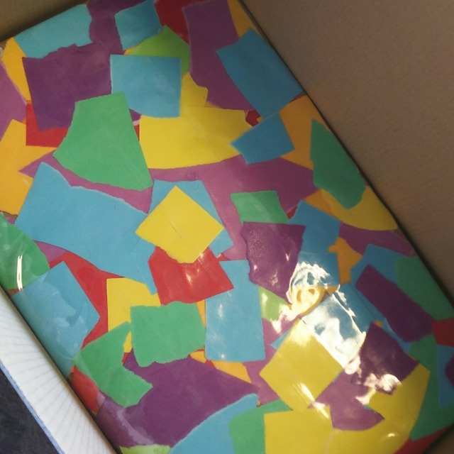 【みんなの投稿】廃材や材料を入れる箱(段ボール)のソコジキ