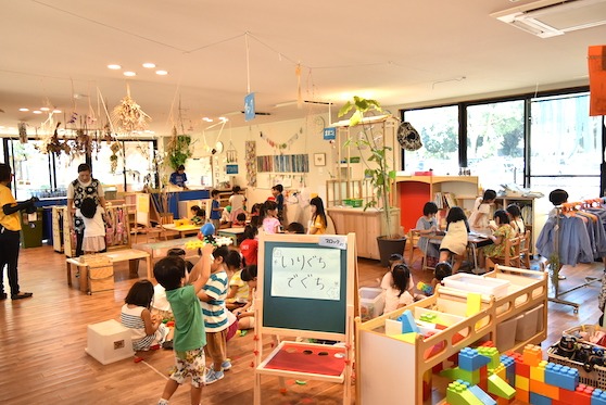 「子どもたちが育ち合える環境を」ーおへそグループ おへそこども園(佐賀県佐賀市) 「子どもたちが育ち合える環境を」ーおへそグループ おへそこども園(佐賀県佐賀市)