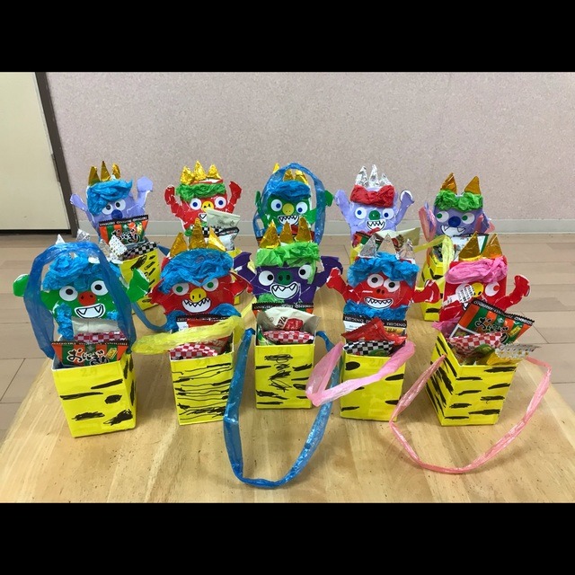 【みんなの投稿】4.5歳児 豆入れ