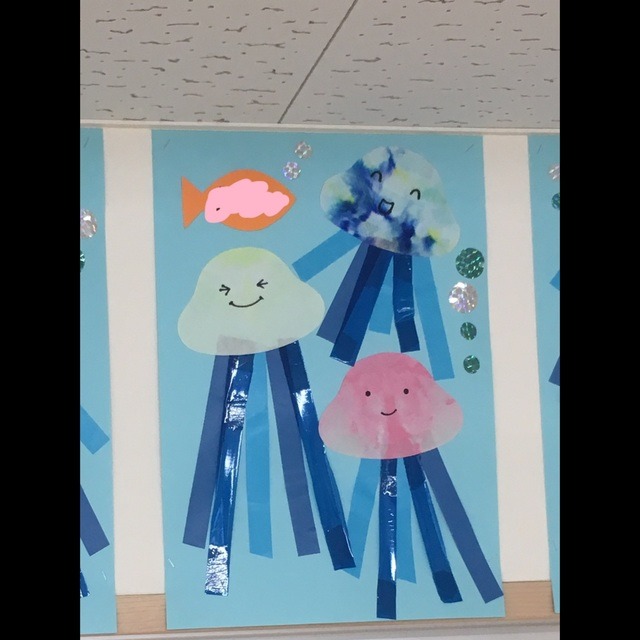 【みんなの投稿】0歳児。コーヒーフィルターのクラゲ