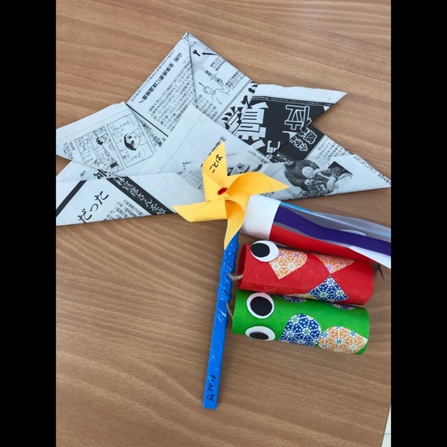 【みんなの投稿】2歳うろこ糊付け