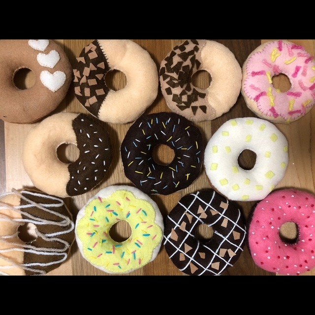 【みんなの投稿】【フェルトのドーナツ】