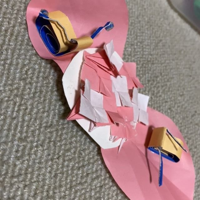 【みんなの投稿】雨の日の小さなアジサイとカタツムリ