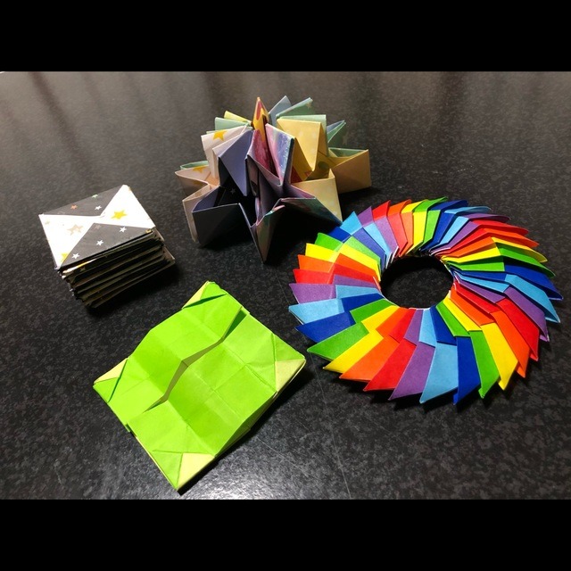 【みんなの投稿】クルクル回して遊べる折り紙