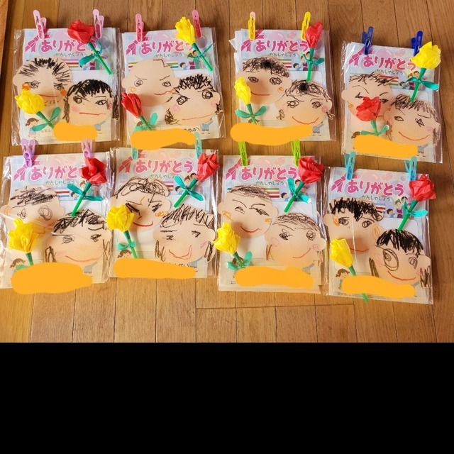 【みんなの投稿】父の日母の日プレゼント製作 2歳児 【みんなの投稿】父の日母の日プレゼント製作 2歳児