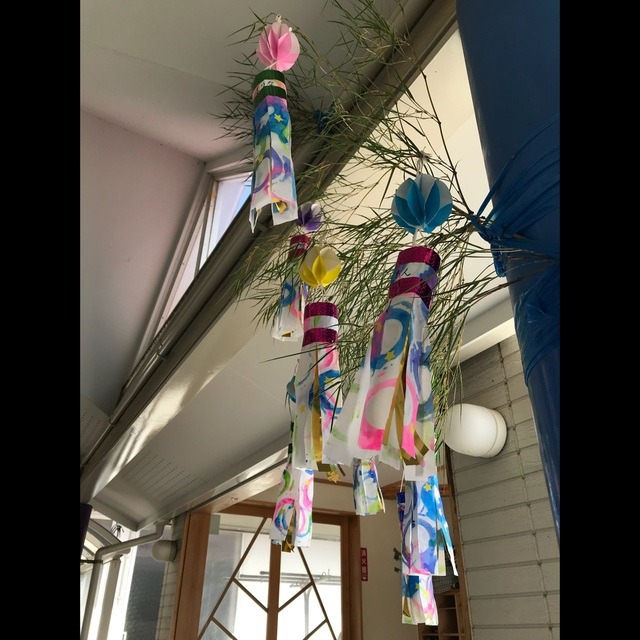 【みんなの投稿】七夕製作０歳児クラス